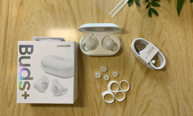 наушники Samsung Galaxy Buds+