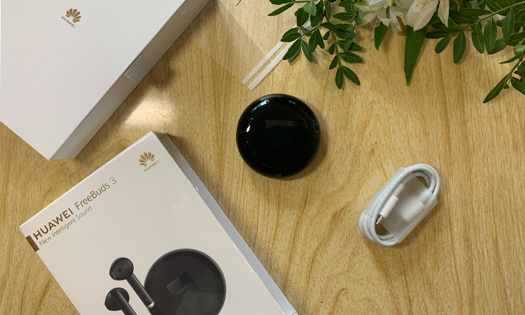 беспроводные наушники Huawei FreeBuds 3